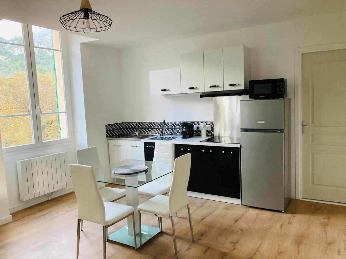 Dans Magnifique Résidence Appartement Sospel